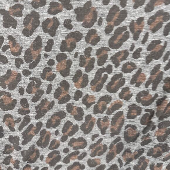 Ann Taylor Long Sleeve Gray Leopard Print Turtleneck Top Womens Small - Picture 4 of 6